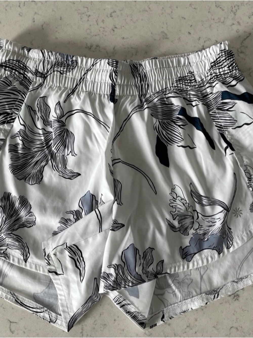 Athleta White Floral-Print Athletic Shorts
